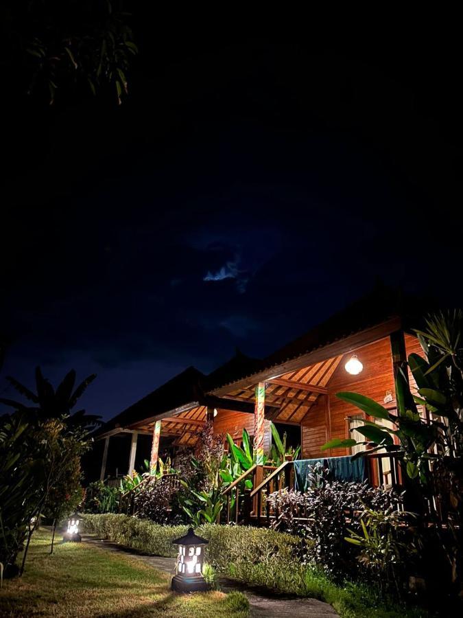 Отель Lembongan Seaview Экстерьер фото