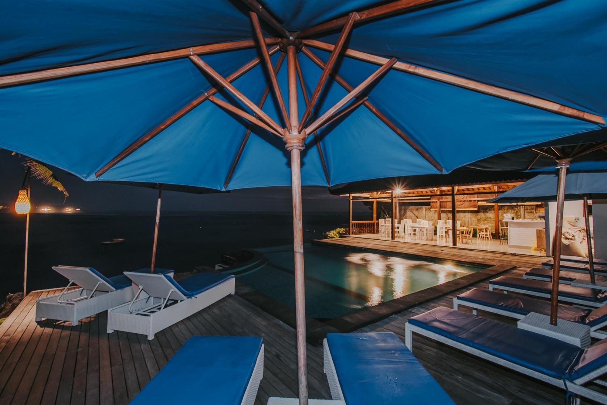 Отель Lembongan Seaview Экстерьер фото